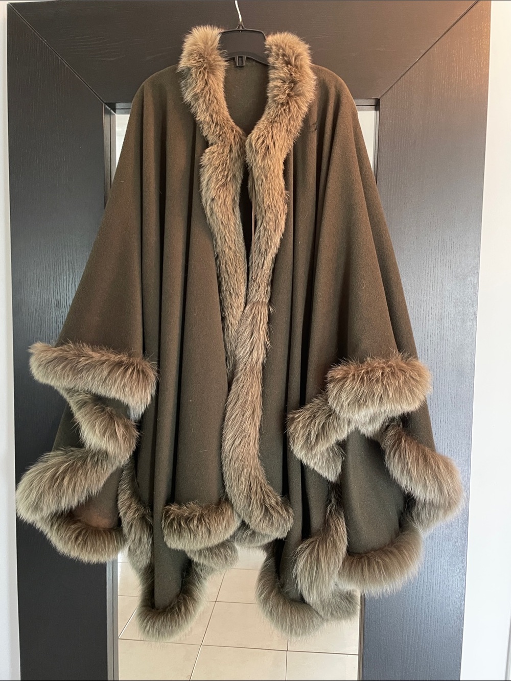 Olive real fox-Fur Trim Cape Coat